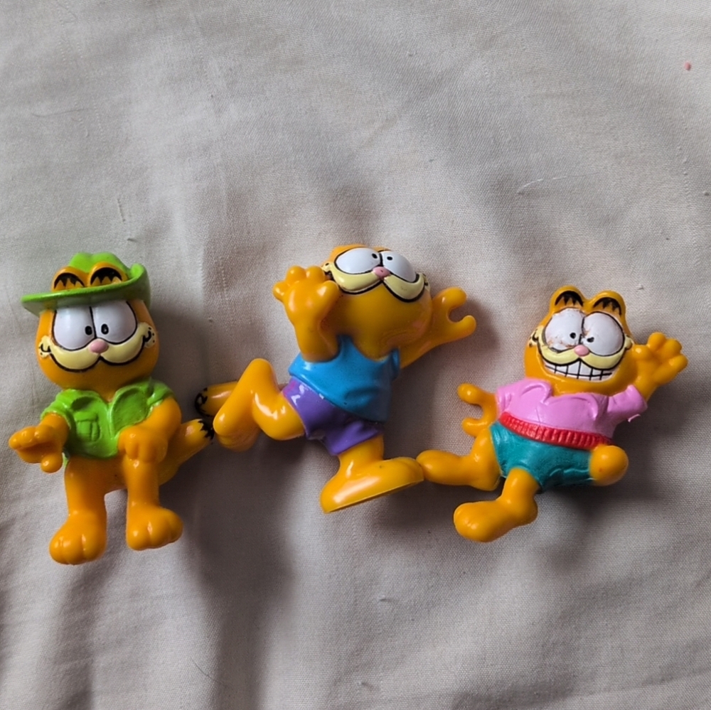 Lot Of 3 Vintage 80s Garfield The Cat Figures